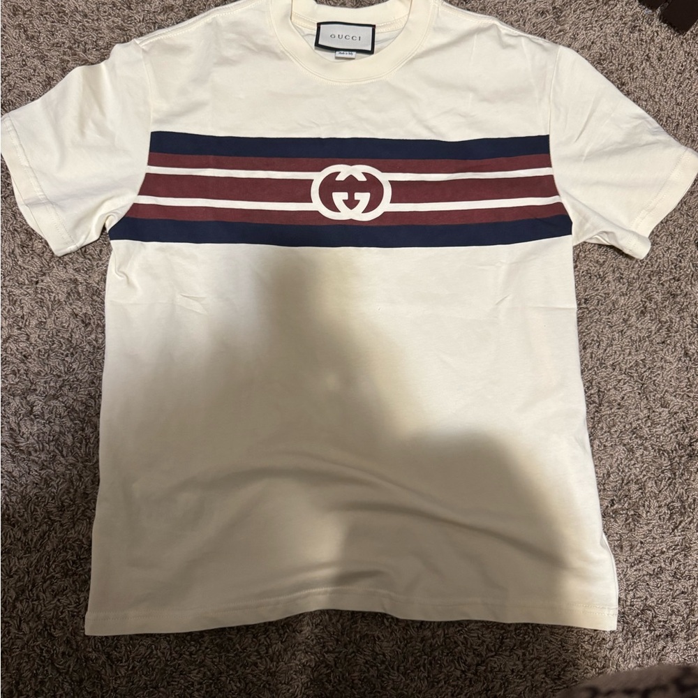 Authentic Gucci Cream T-Shirt Size Medium
